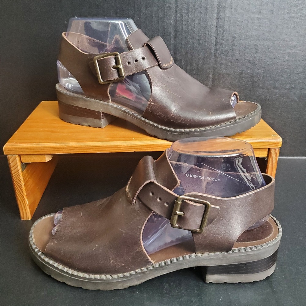 Women's Brown Leather Buckle Open-Toe Sandals - Casual Comfort